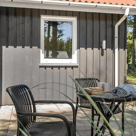 Holiday home Charming With Private Sauna Sj867